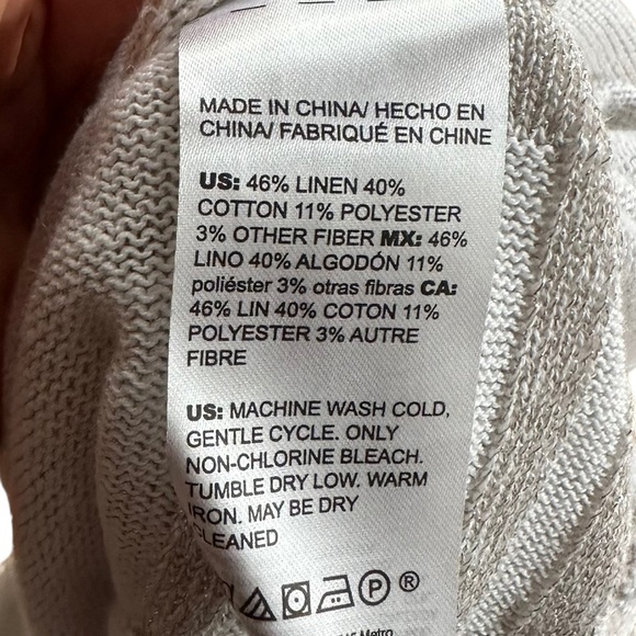 Chico's Silver Metallic Glitter Knit Short Sleeve Top Size: 2 (L) - Picture 5 of 9